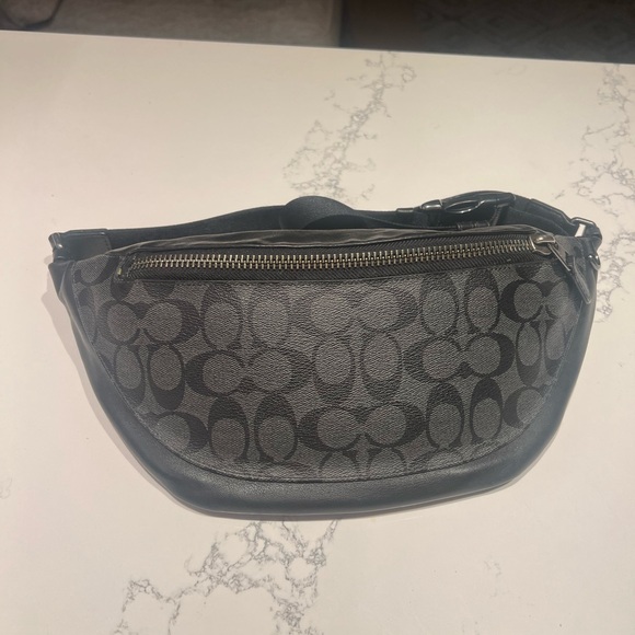 Coach Men’s Leather Warren Belt Bag in Signature Canvas Crossbody bag - Picture 2 of 6